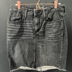 Universal Thread Black Denim Skirt